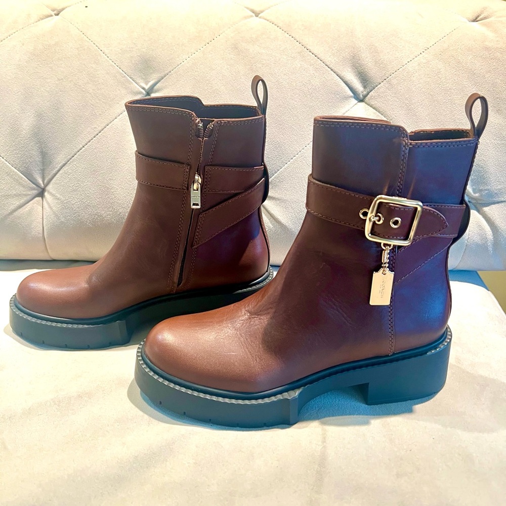 BNIB coach Lacey ankle boot rich brown Size 7 - Picture 2 of 9